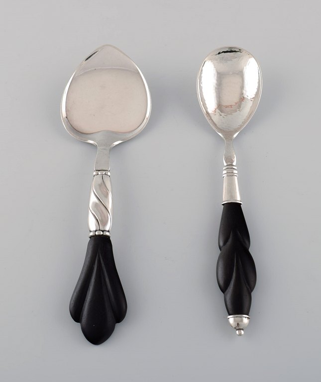 Danish Art Nouveau serving spoon and spade, three towers. 1910 / 20s.