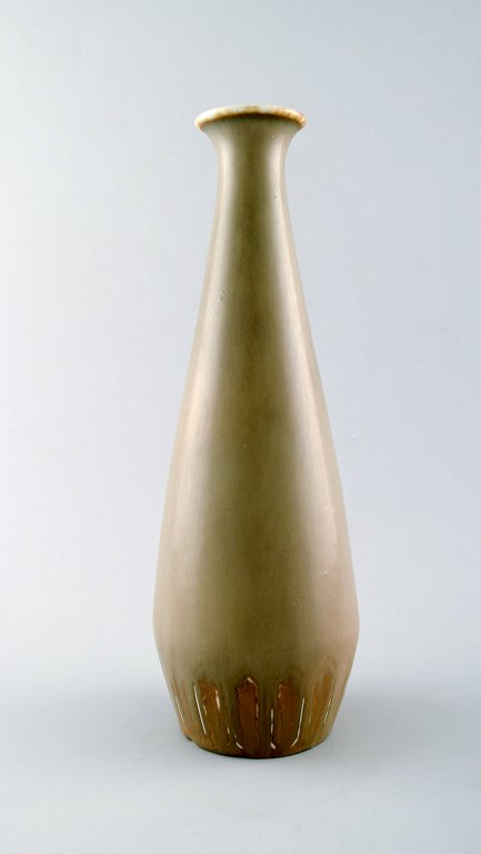 Gunnar Nylund, Rörstrand vase i keramik. 
