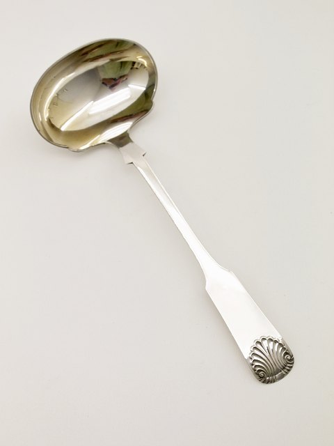 Mussel sauce spoon