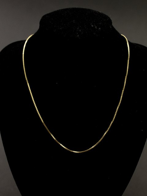 8 karat gold necklace