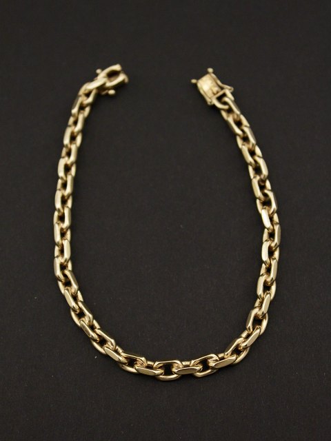 14 karat gold anchor bracelet sold
