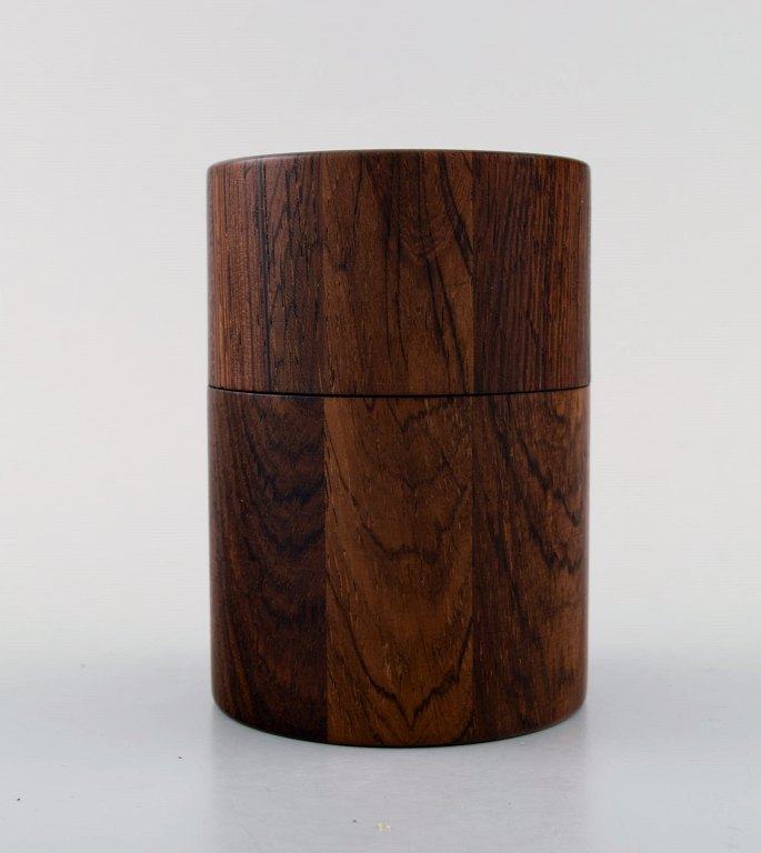 Danish design, lidded box in rosewood. 1960 s.
