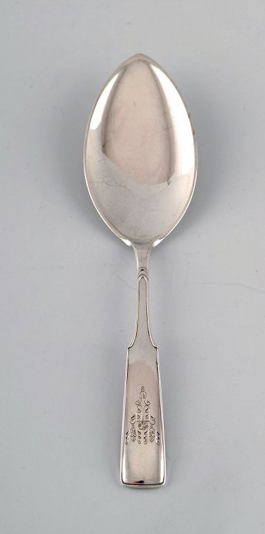 Hans Hansen silverware number 2. Serving spade in silver (830). 1936.
