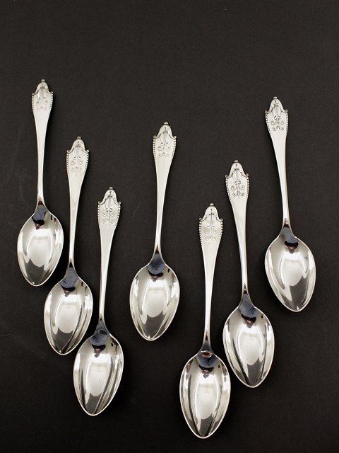 Georg Jensen Akkeleje dessert spoon