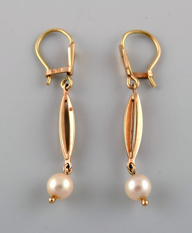 Danish 14K gold studs with Akoya saltwater culture pearls. Mid-1900s.
