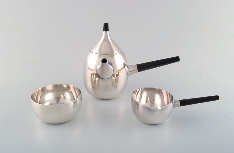 Henning Koppel. Coffee service in sterling silver consisting of coffee pot, 
cream pot and sugar bowl.
