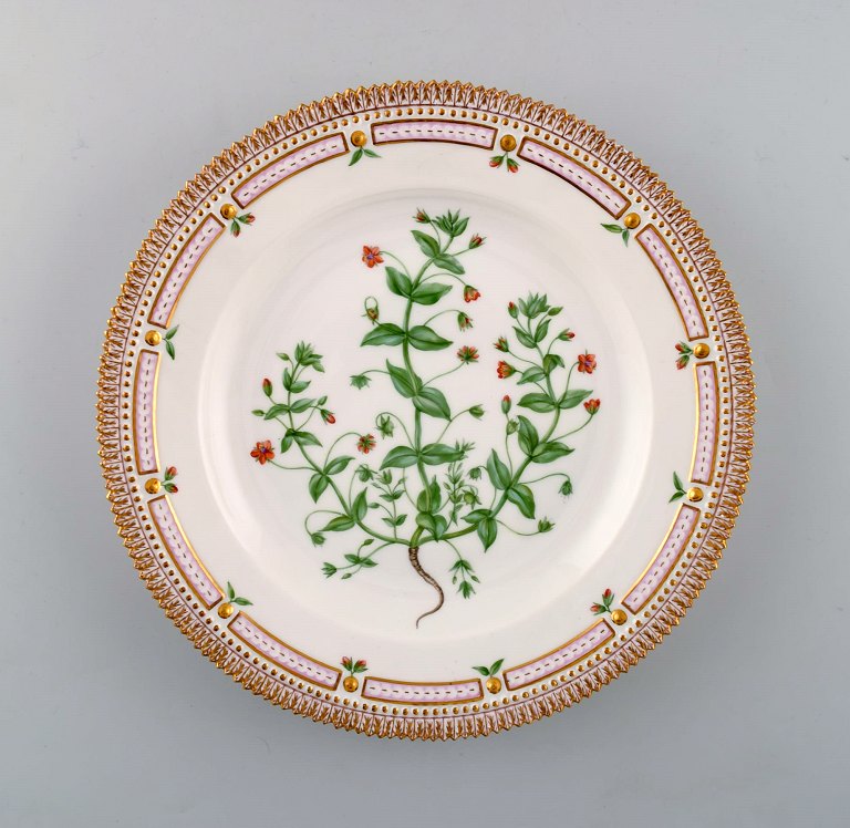 Royal Copenhagen Flora Danica dinner plate # 20/3549.
