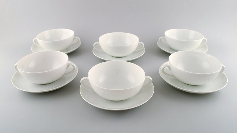 Royal Copenhagen Salto service, White.
Set of 6 boullion cups with saucers.