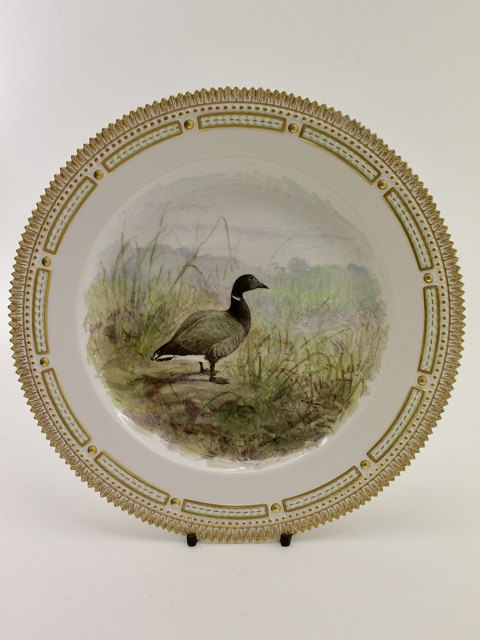 Royal Copenhagen Flora Danica plate 240/3549