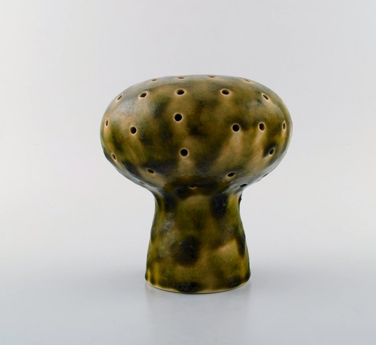 Sven Wejsfelt for Gustavsberg Studio Hand. Mushroom in glazed ceramics.