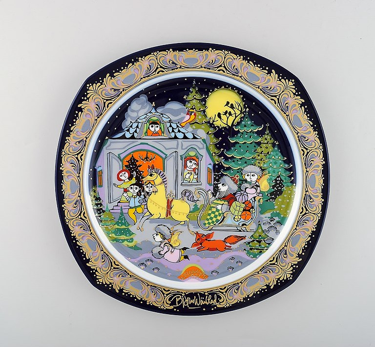 Bjørn Wiinblad for Rosenthal. Christmas plate in porcelain from 1984.