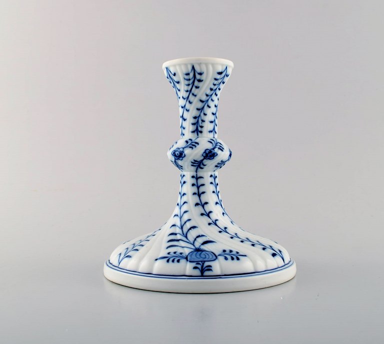 Stadt Meissen blue onion patterned candle stick. Early 20th century.
