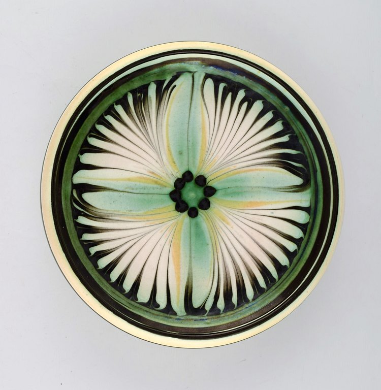 Kähler, HAK, glazed stoneware / ceramic dish in modern design. 1930 / 40