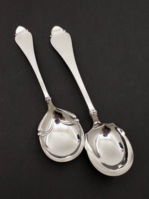 Bernstorff serving spoons