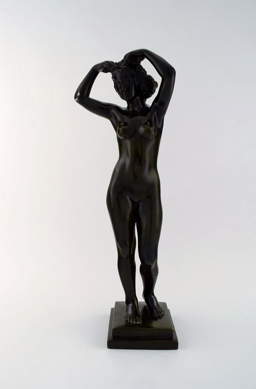 Asta Lilbæk for Just Andersen. Rare sculpture. Large art deco nude model in 
disko metal. Model Number: D2336.