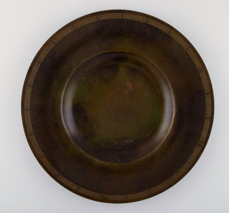 Just Andersen. Large dish in alloy bronze. 1940