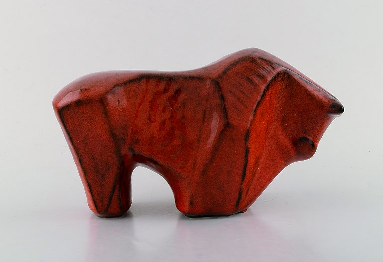 Bitossi style. Red bull in glazed ceramics. 1960