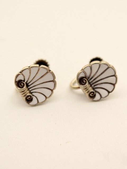 Earrings dia. 1.3 cm. 830 silver with enamel