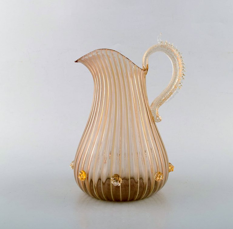 Barovier and Toso, Venice. Art deco jug in hand painted, mouth blown art glass 
with gold decoration. 1940.
