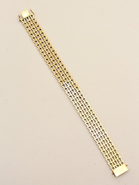 14 carat gold bracelet