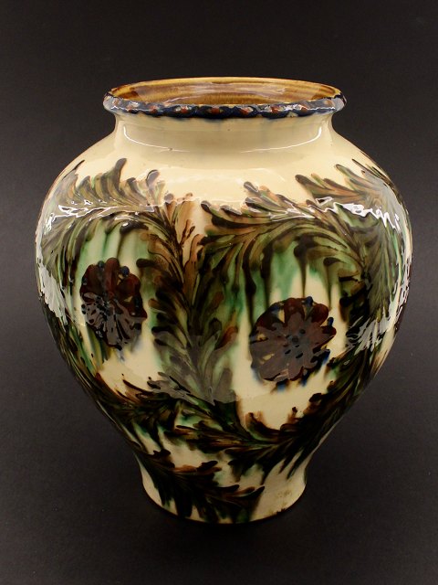 Harald A Kähler floor vase 31 cm.