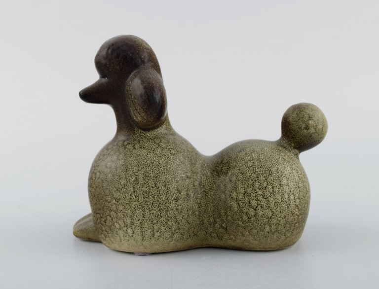 Lisa Larson for K-Studion / Gustavsberg. Poodle in glazed ceramics. Late 20th 
century.
