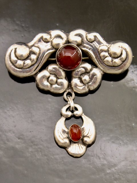 Art nouveau / jugend  brooch