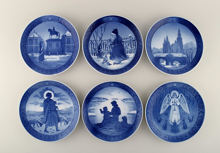 Six Royal Copenhagen Christmas plates from 1954-59.
