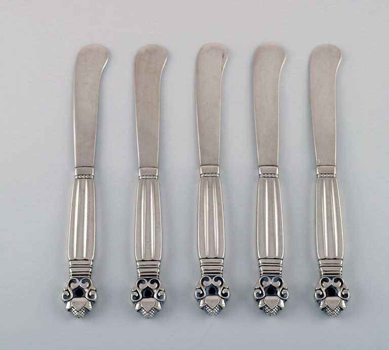 Five Georg Jensen Acorn butter knives in all sterling silver.
