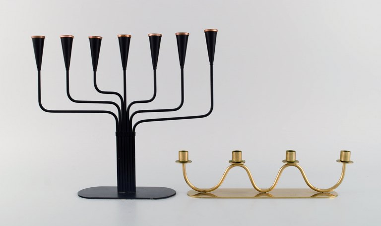 Ystad metall, Sweden. Two candlesticks in brass and black metal. 1950 / 60s.
