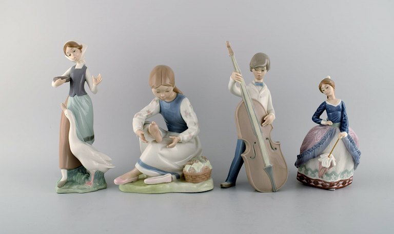 Lladro, Spanien. Fire porcelænsfigurer. 1970/80