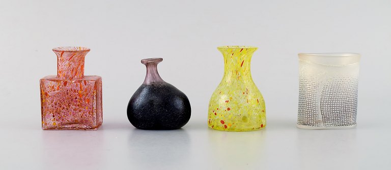 Bertil Vallien for Kosta Boda. Four small vases in mouth blown art glass. 
1980