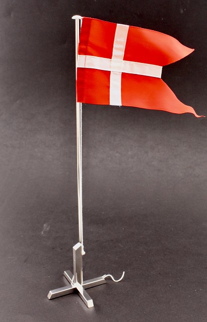 Sterling silver (925s) flagpole 40 cm. with the flag of Dannebrog
