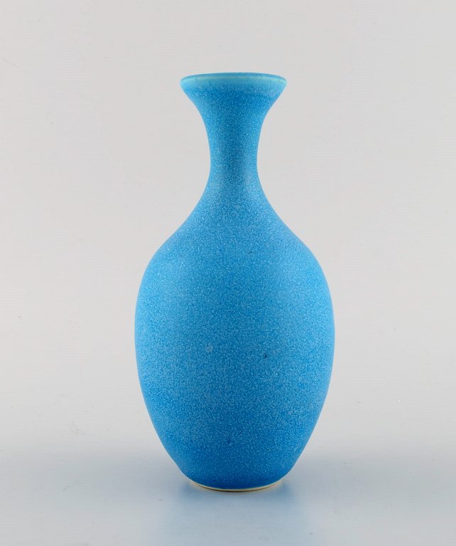 Gunnar Hartman (b. 1949), Sweden. Vase in glazed ceramics. Beautiful glaze in 
light blue shades. Late 20th century.
