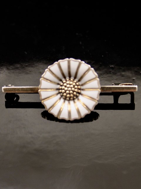 A Michelsen daisy brooch sterling silver