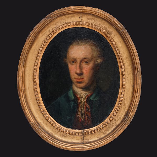 An oval portrait of a Danish gentleman. Denmark end of the 18th century. Visbile 
size: 47x37cm. With frame: 66x56cm