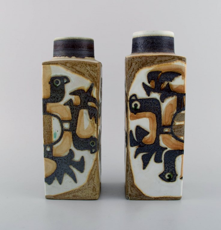 Nils Thorsson and Johanne Gerber for Aluminia, Royal Copenhagen.
Two Baca vases with patterned glaze in shades of green, blue and brown. 1960
