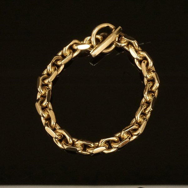 Sehr kräftiger Anker Armband aus 14kt Gold. L: 22cm. G: 84,3gr