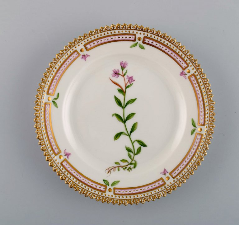 Royal Copenhagen Flora Danica side plate in hand-painted porcelain with flowers 
and gold decoration. Model number 20/3552.
