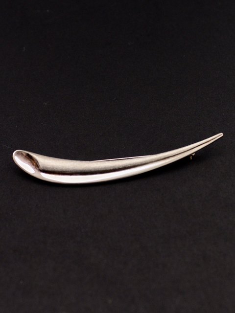 Modern sterling silver brooch