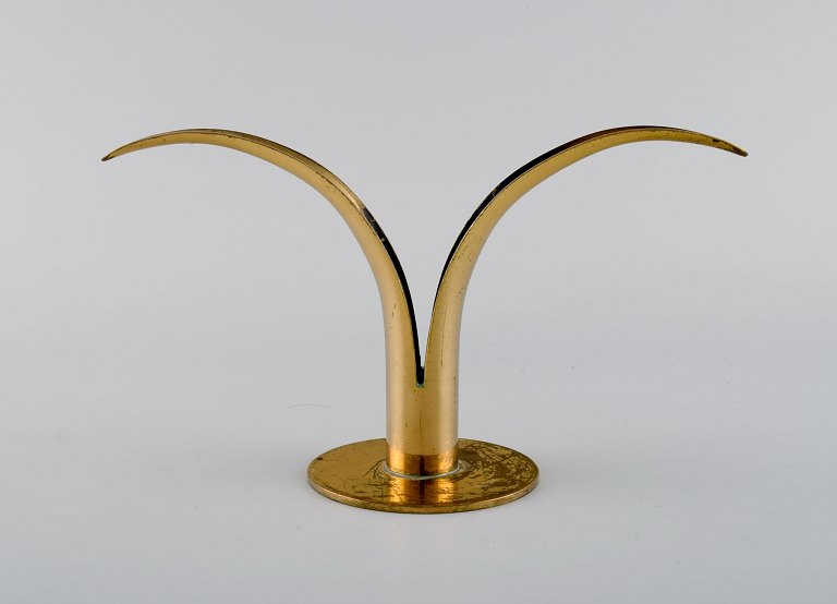 Ivar Ålenius Björk for Ystad metal. Liljan brass candlestick. Swedish design, 
mid 20th century.
