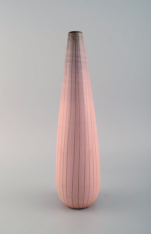 Vicke Lindstrand for Upsala-Ekeby. Vase in glazed ceramics with vertical 
stripes. Mid-20th century.
