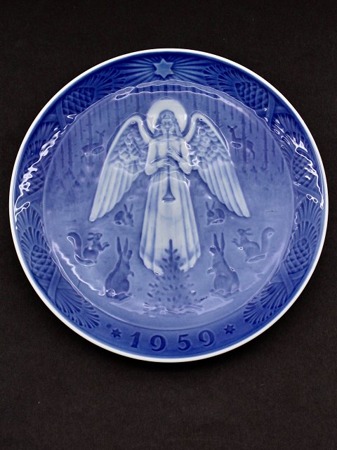 Royal Copenhagen blue fluted Christmas plate 1959