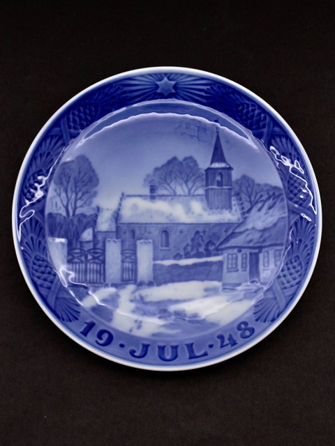 Royal Copenhagen Christmas plate 1948