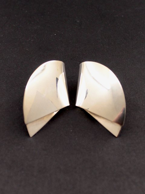 Georg Jensen ear clips 5 x 2.7 cm. sterling silver design 200