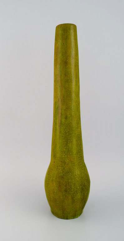 Ole Bjørn Krüger (1922-2007), Danish sculptor and ceramicist. Huge unique vase 
in glazed stoneware. Beautiful glaze in shades of green. 1960s / 70s.
