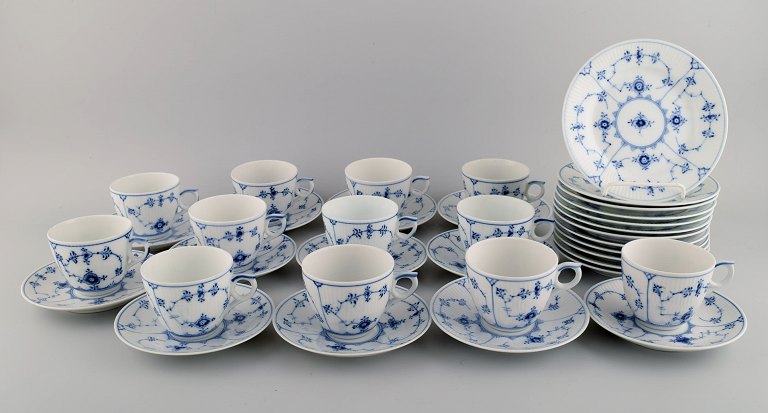 Royal Copenhagen Blue Fluted Plain coffee service for twelve people. Model 
number 1/2162. 1940s.
