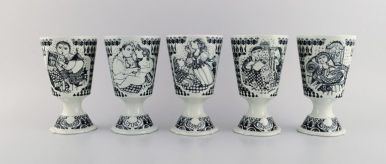 Bjørn Wiinblad for Nymølle. Five cups / mugs in glazed faience. 1970s / 80s.
