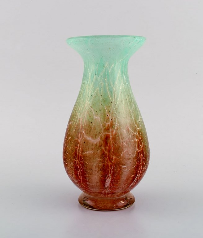 Karl Wiedmann for WMF. Ikora vase i mundblæst kunstglas. Tyskland, 1930