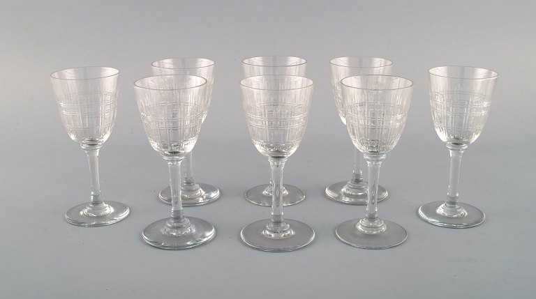 Baccarat, France. Eight art deco Cavour liqueur glasses in mouth-blown crystal 
glass. 1920s / 30s.
